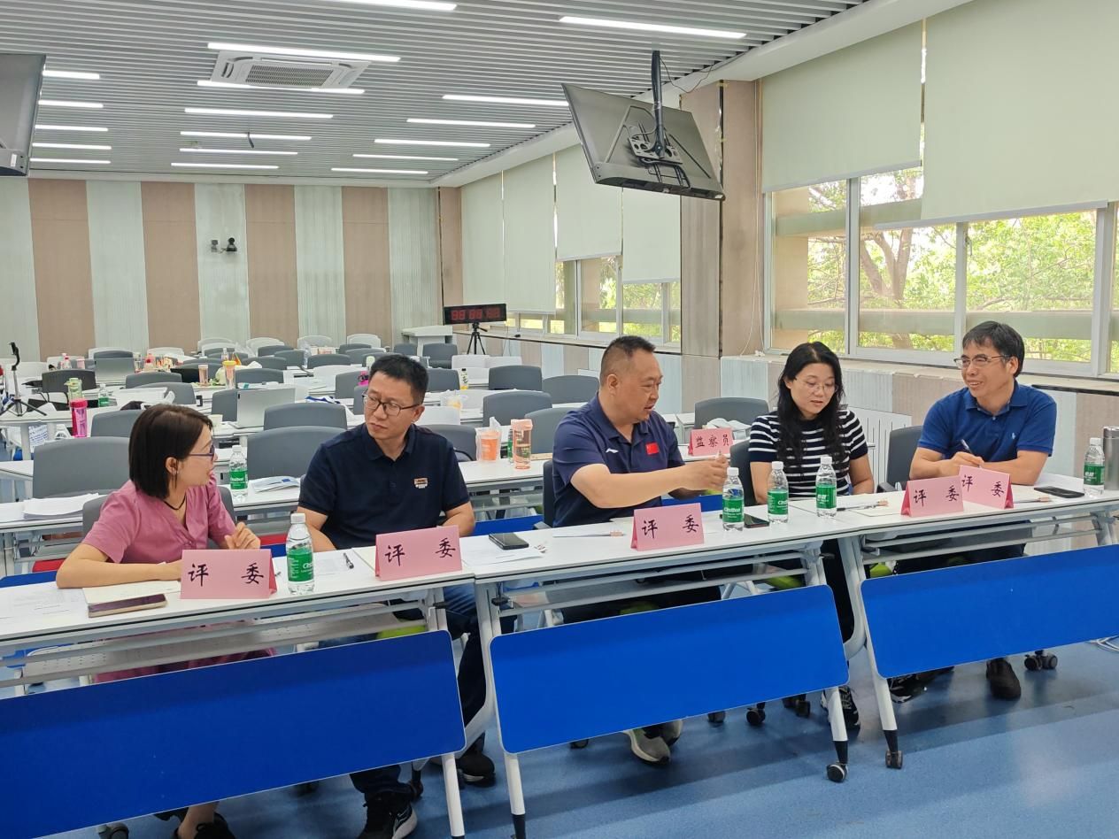 d9877e83bbafa9f16406bb42bd4d62a